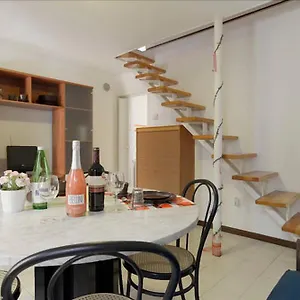 2578 Casa Venedig